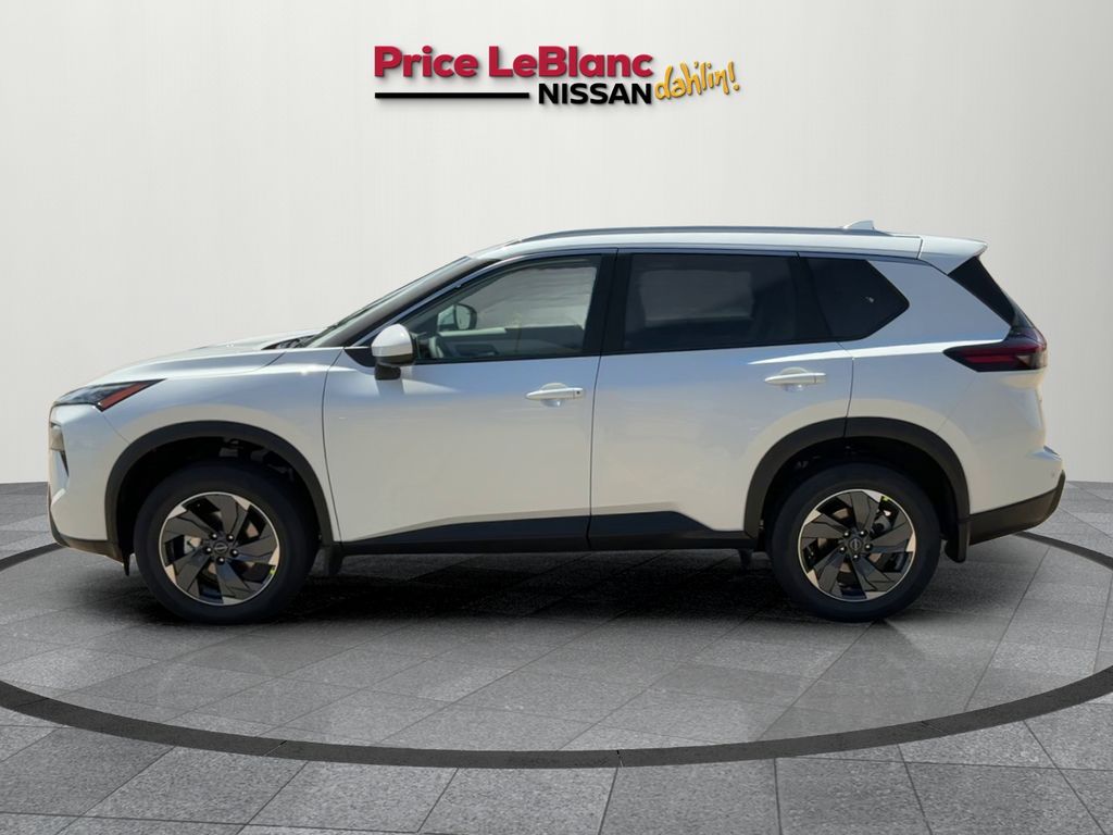 2026 Nissan Rogue SV photo 2