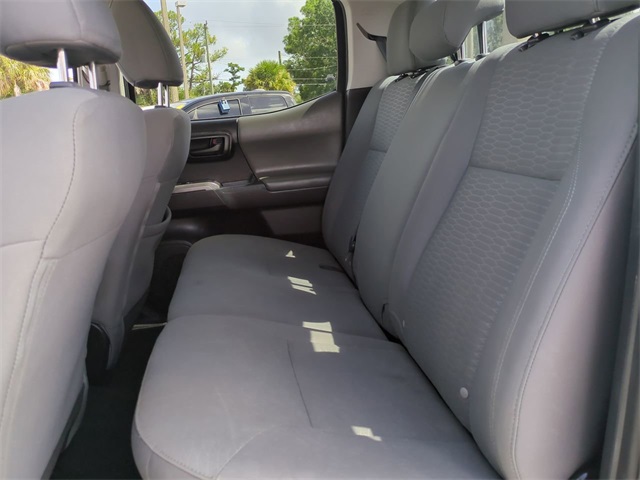 2018 Toyota Tacoma SR5 photo 13
