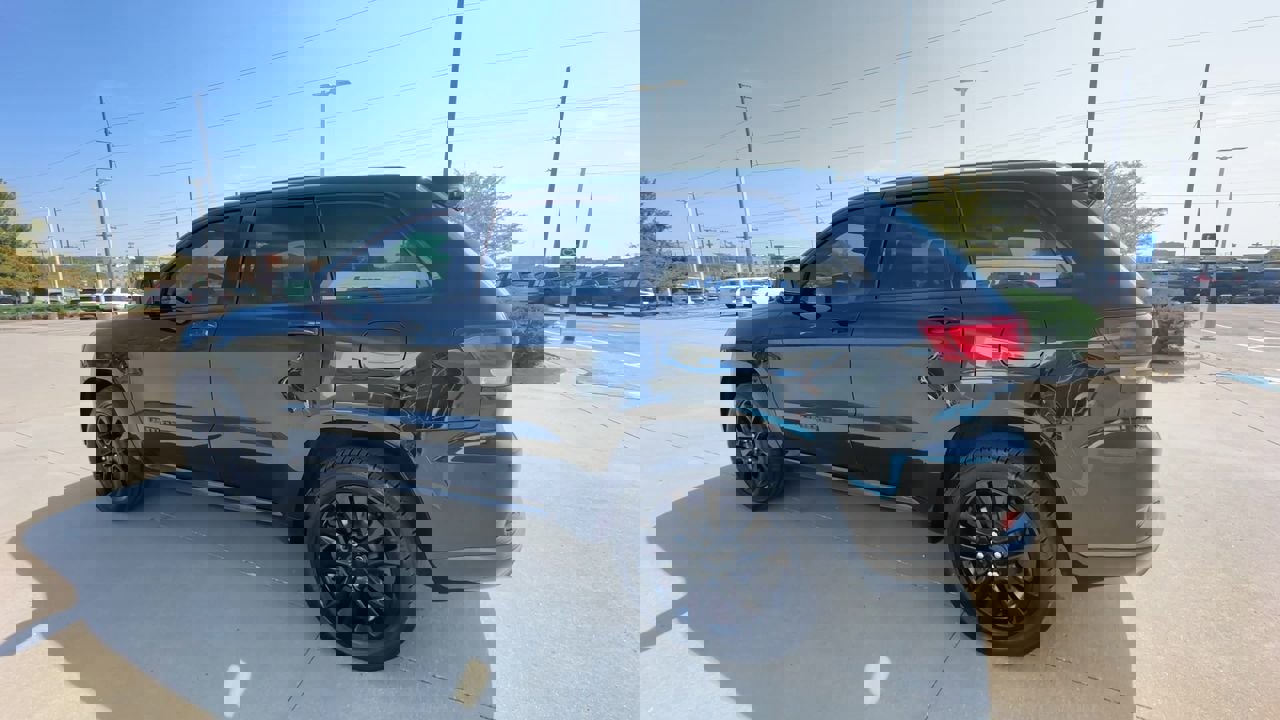2018 Jeep Grand Cherokee High Altitude photo 2