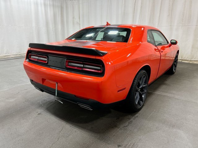 2023 Dodge Challenger SXT photo 3
