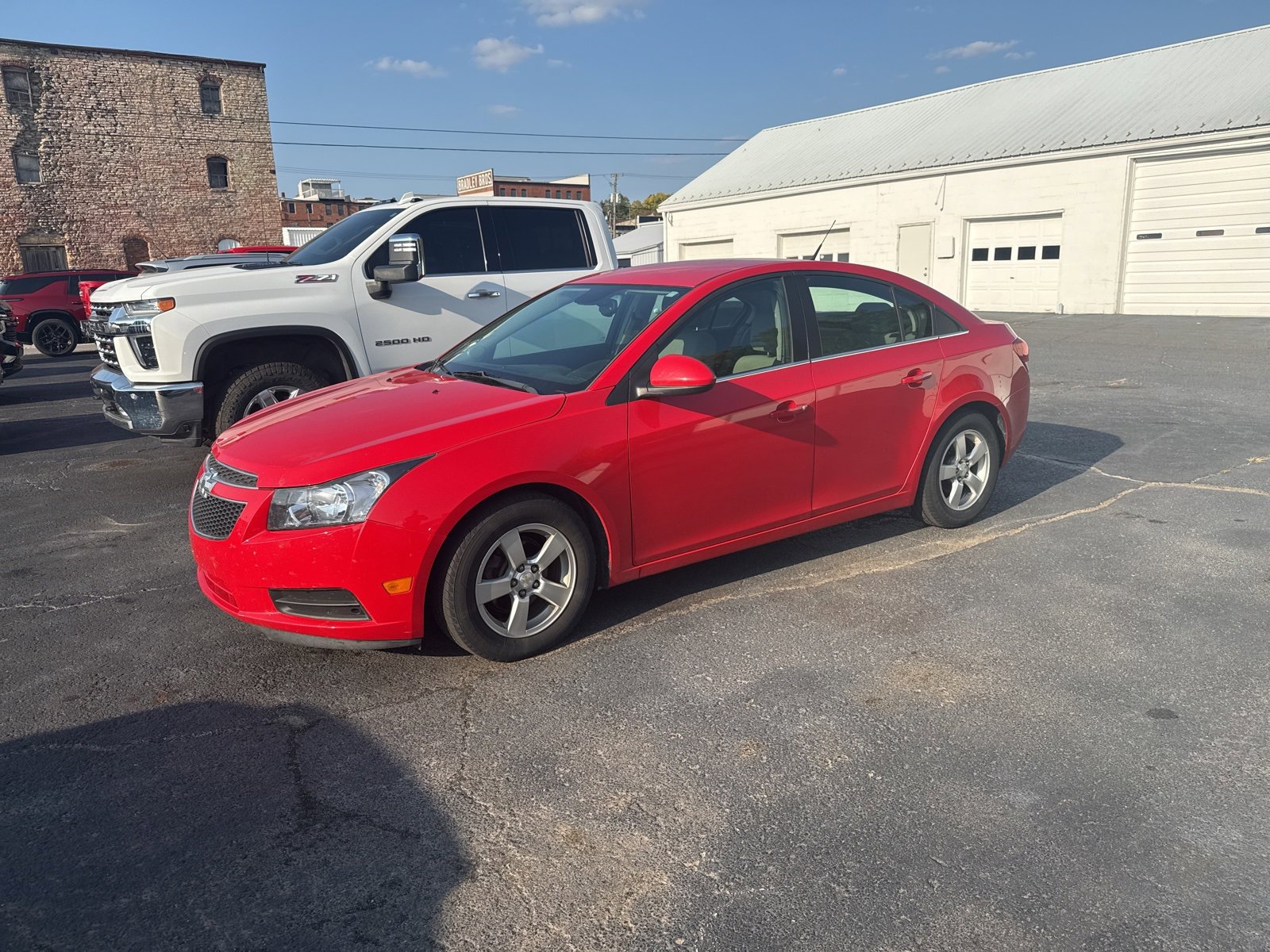 2014 Chevrolet Cruze photo 2