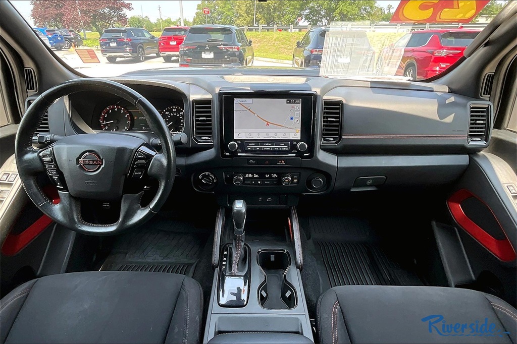2023 Nissan Frontier PRO-4X photo 8