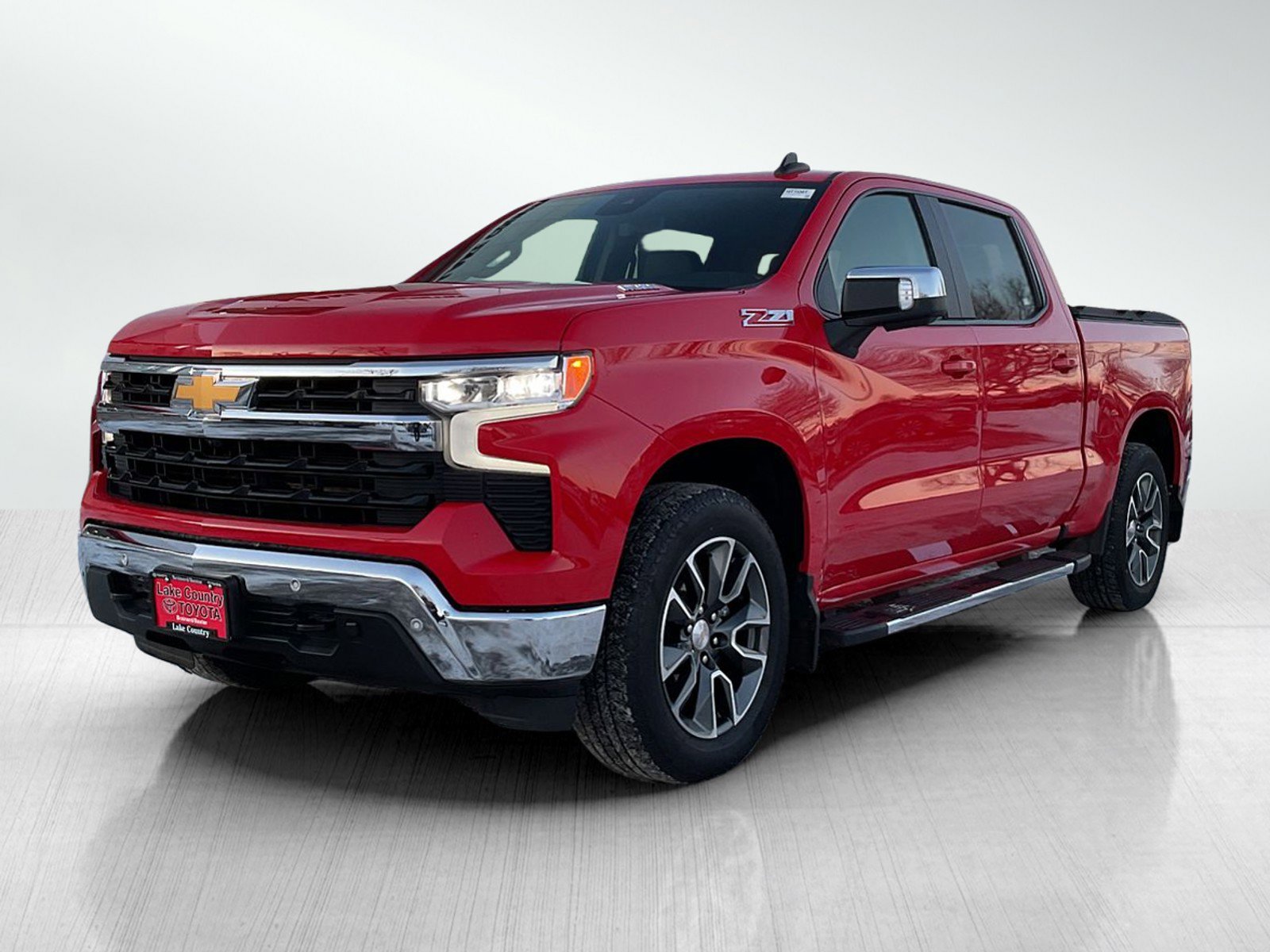2024 Chevrolet Silverado 1500 LT's photo