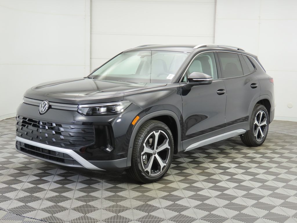 2026 Volkswagen Tiguan SE's photo