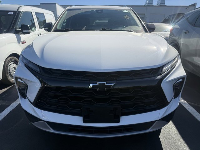 2023 Chevrolet Blazer 2LT photo 2