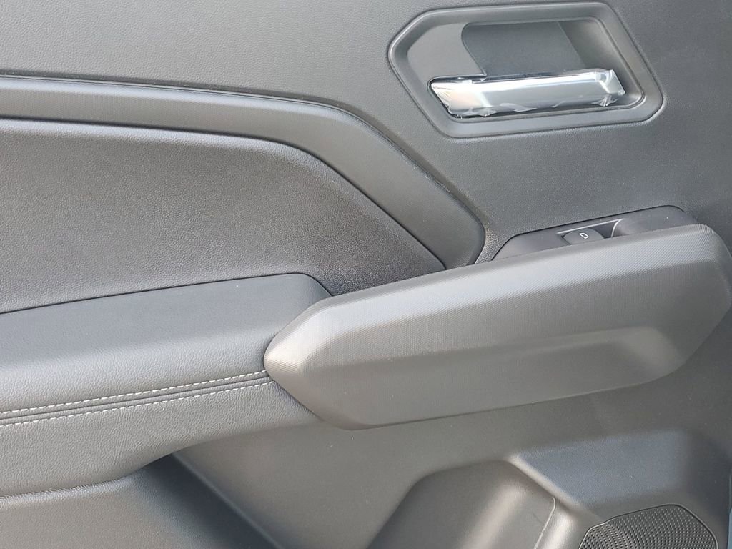 2025 Chevrolet Colorado Work Truck LT photo 38