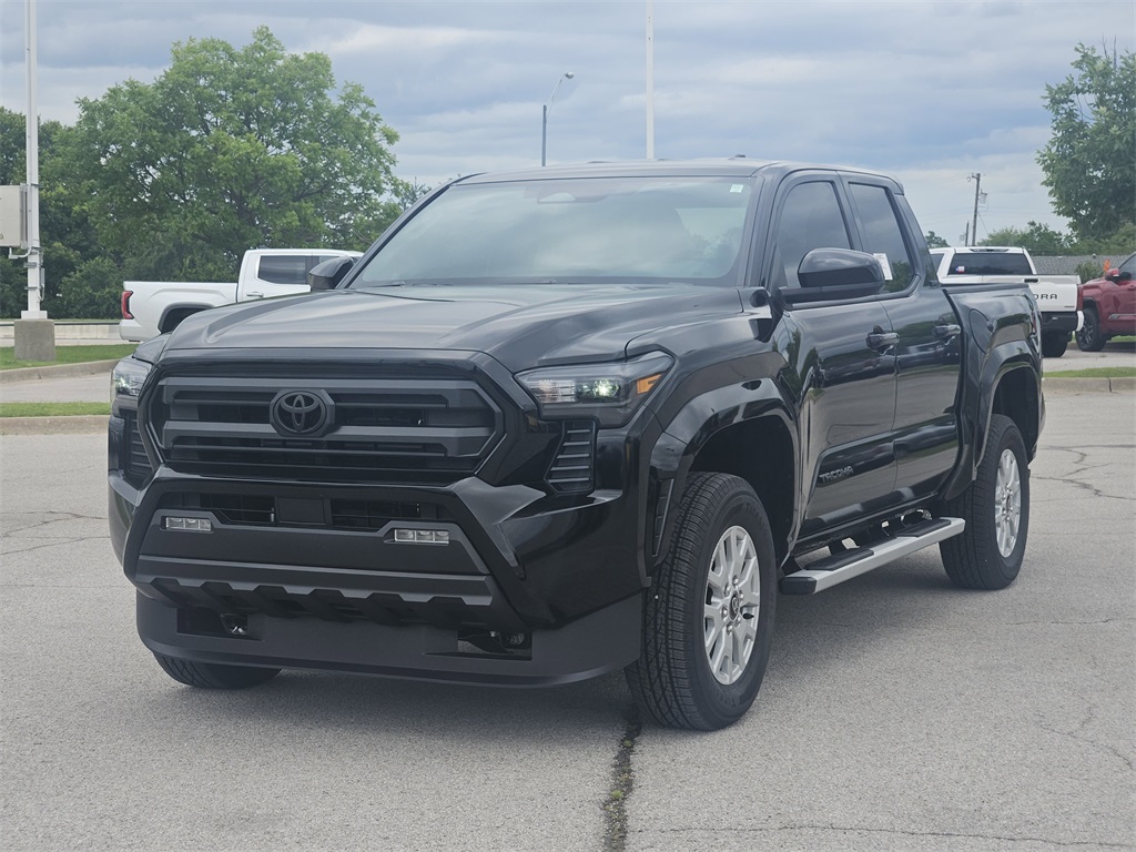 2025 Toyota Tacoma SR5 photo 2