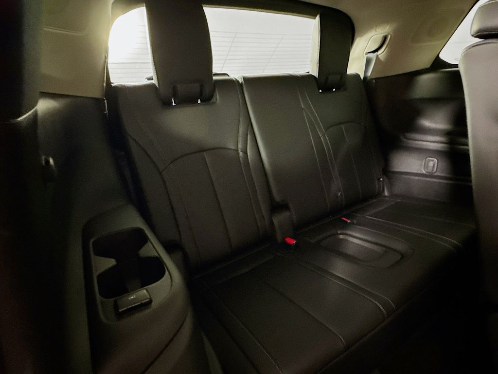 2026 Infiniti QX60 Luxe photo 32