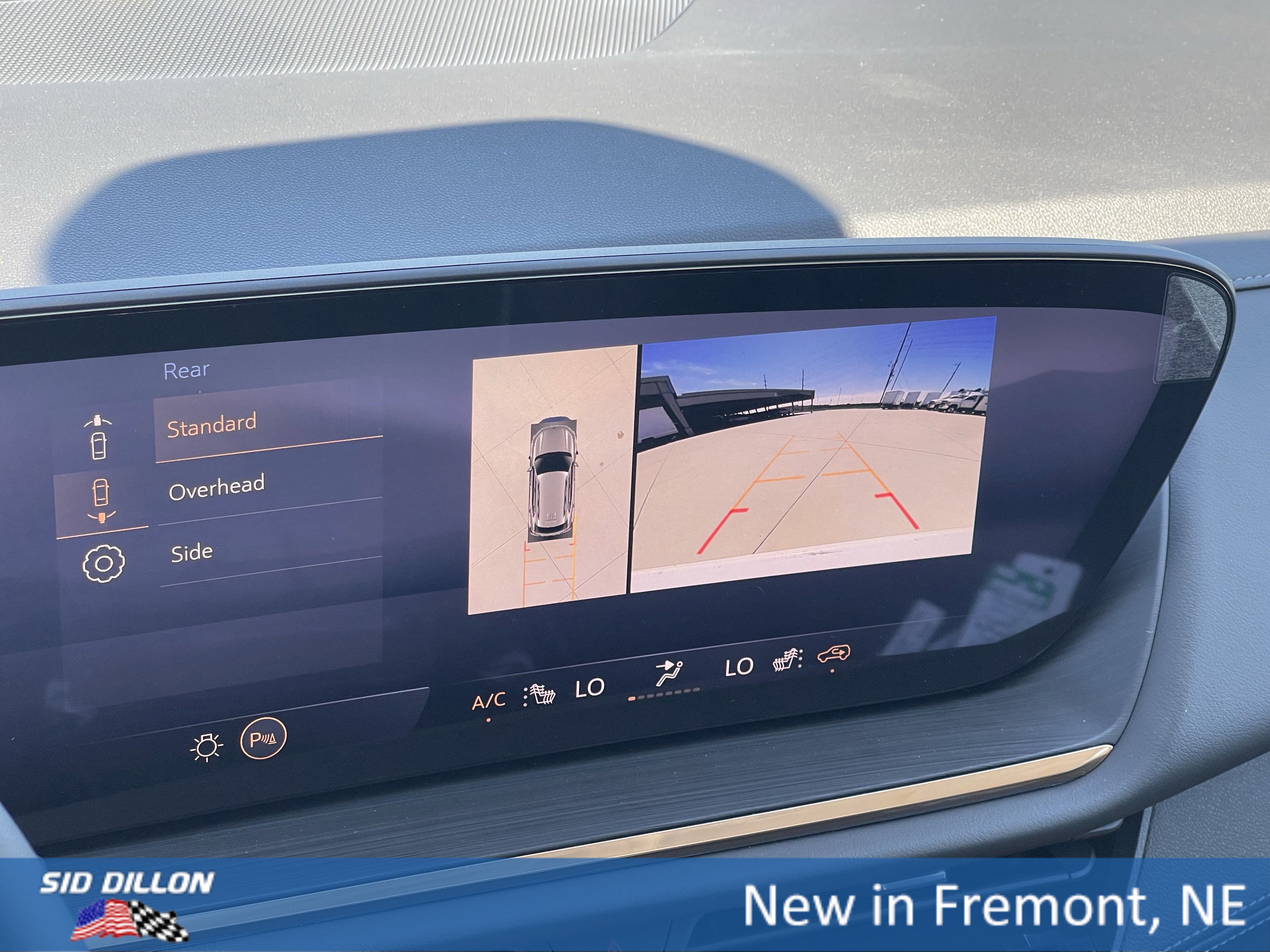 2025 Buick Envision Avenir photo 3