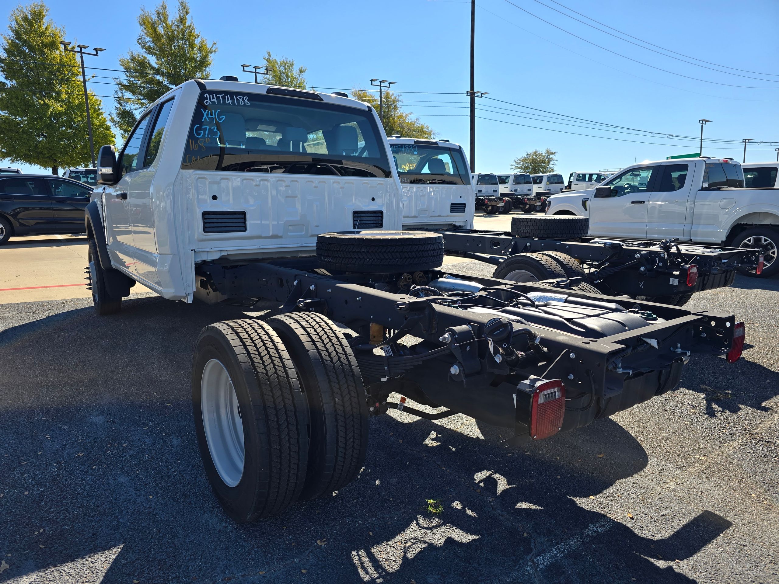 2024 Ford F-450 XL photo 2