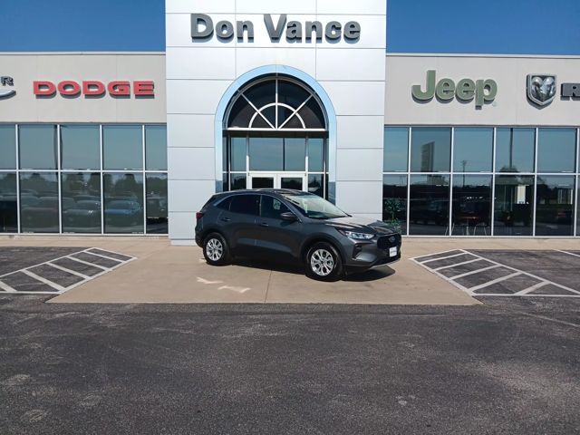 2023 Ford Escape Active's photo