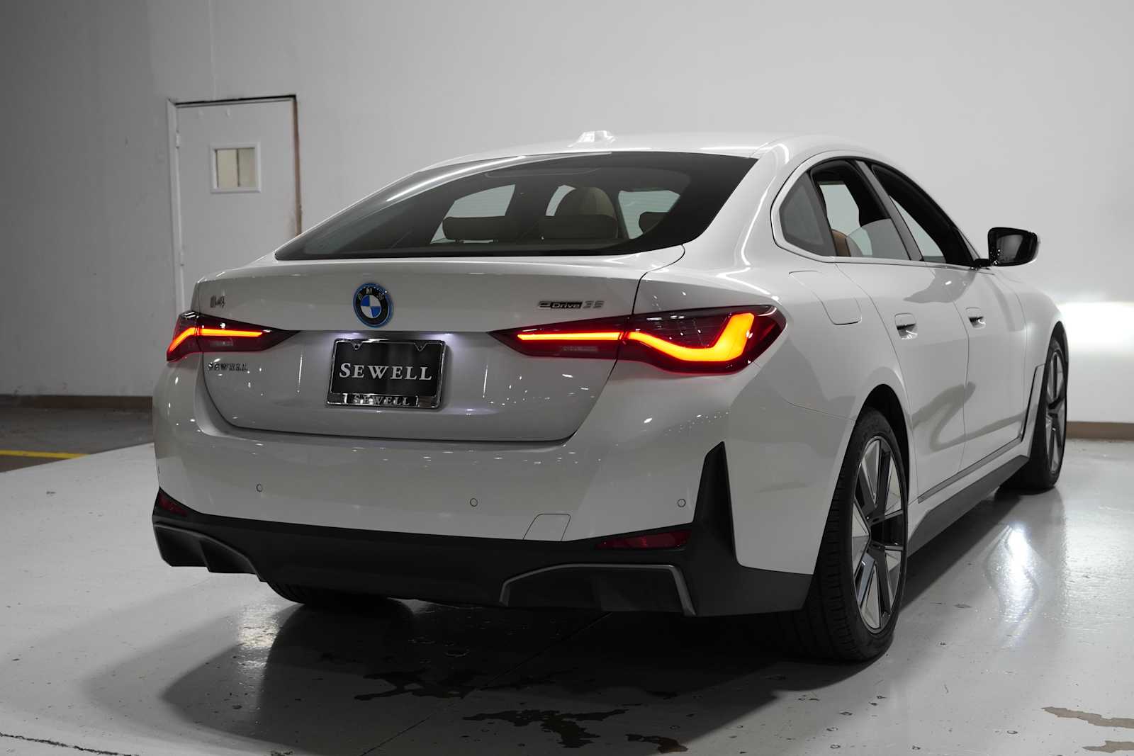 2023 Bmw i4 eDrive35 photo 4