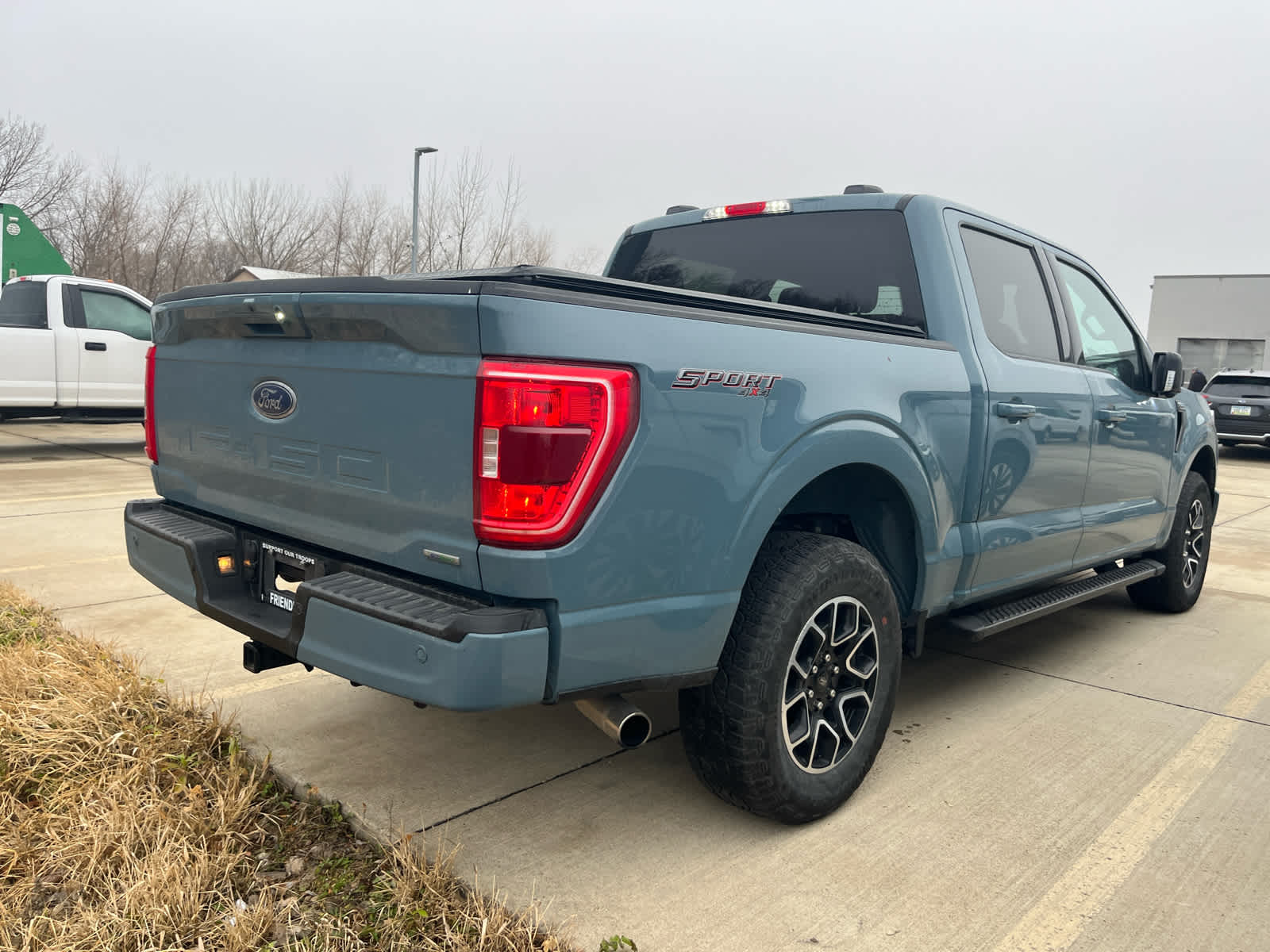 2023 Ford F-150 XLT photo 4