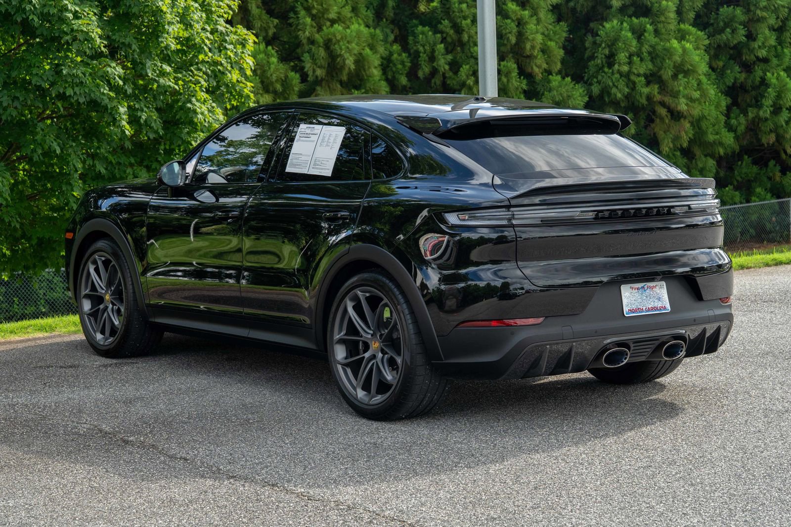 2024 Porsche Cayenne Turbo GT photo 2