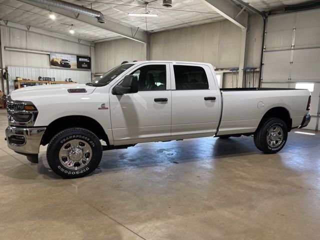 2025 Ram 2500 Tradesman photo 6