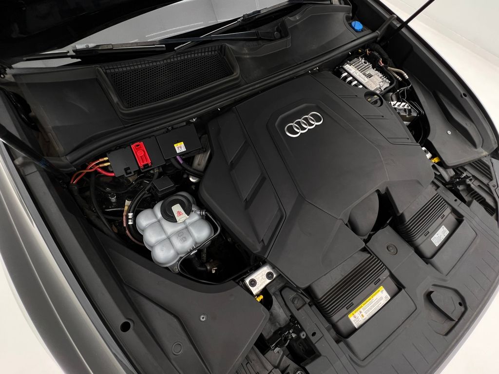 2019 Audi Q8 Premium photo 27