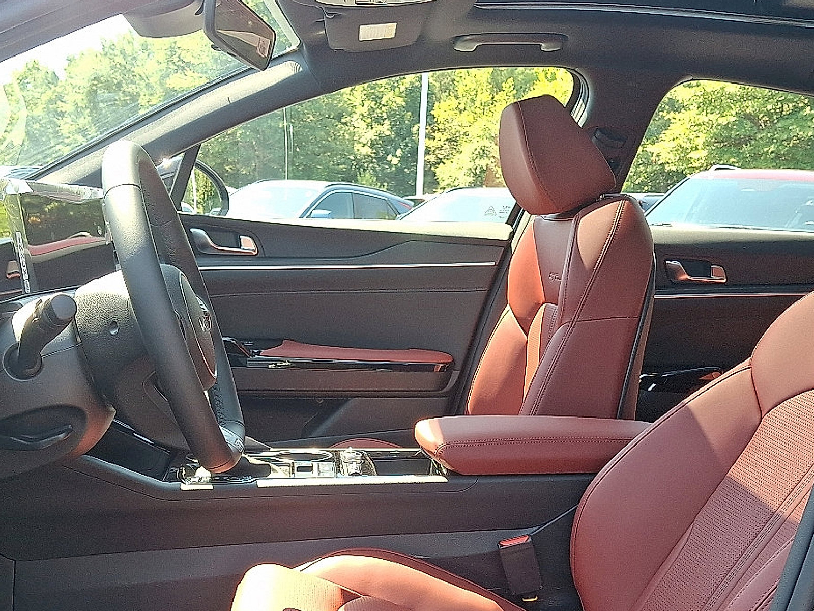 2026 Kia K5 GT-Line photo 8