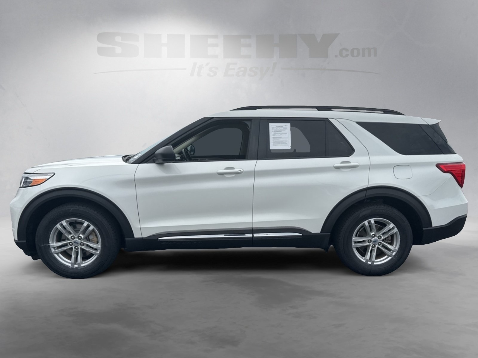 2021 Ford Explorer XLT photo 15