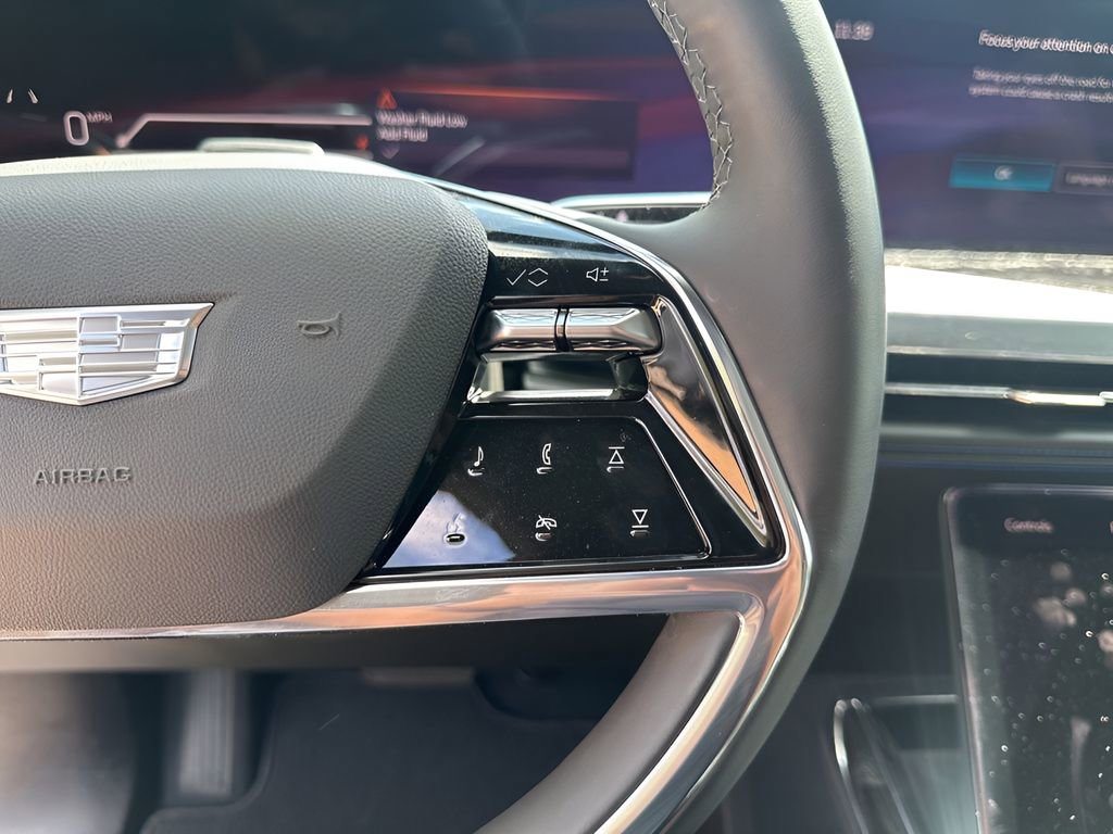 2025 Cadillac Escalade IQ Sport photo 30