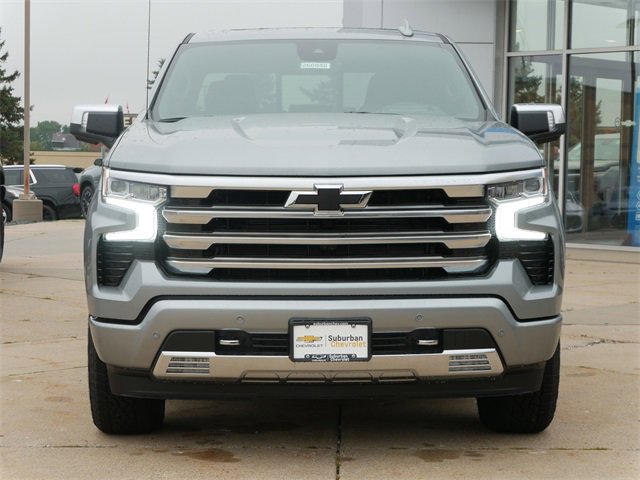 2026 Chevrolet Silverado 1500 High Country photo 2