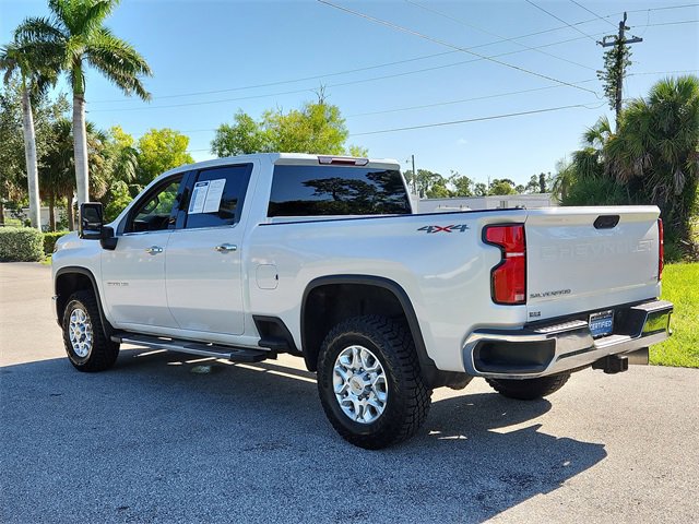 2024 Chevrolet Silverado 2500HD LTZ photo 3