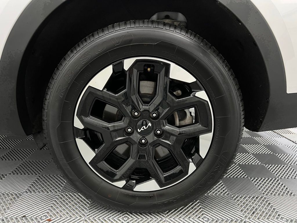2024 Kia Sorento S photo 51