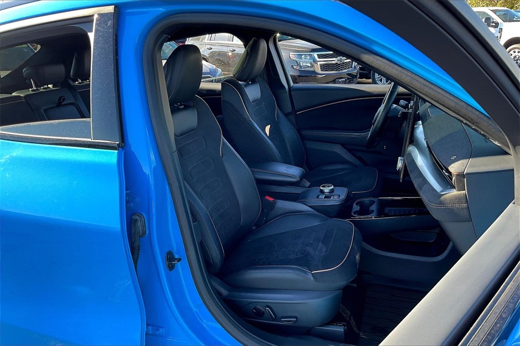 2021 FORD MUSTANG MACH-E - Image 5