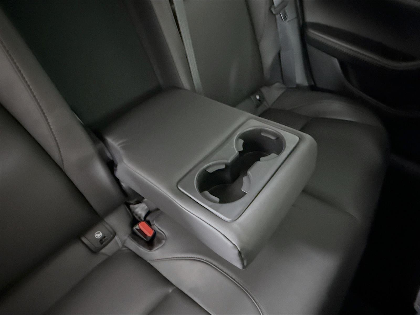 2025 Mazda Mazda3 2.5 s Preferred photo 36