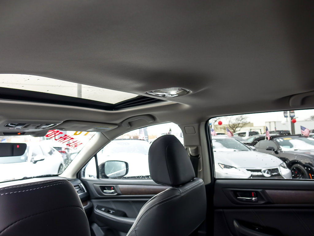 2018 SUBARU OUTBACK - Image 9