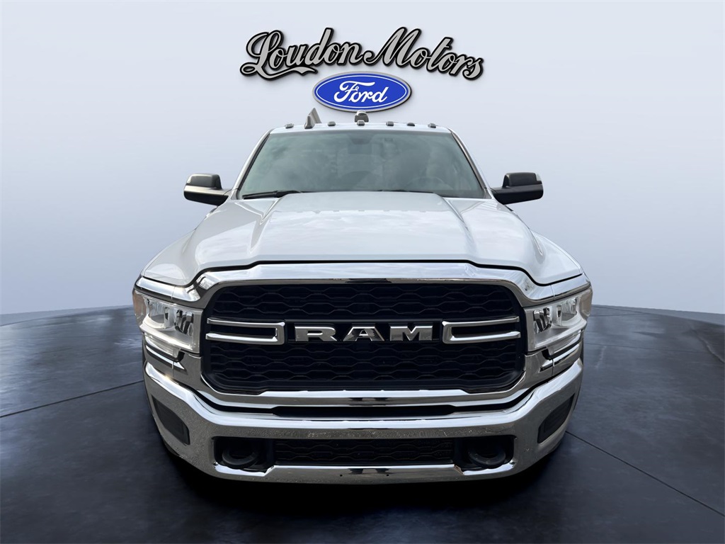2022 Ram 5500 photo 8