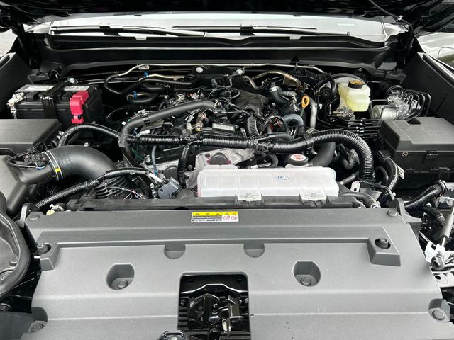 2025 Toyota Tacoma SR5 4x4 Double Cab photo 22