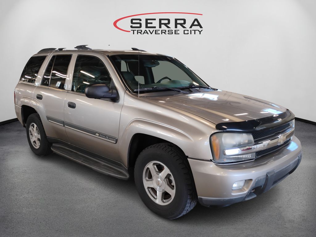 2002 Chevrolet Trailblazer LT photo 3
