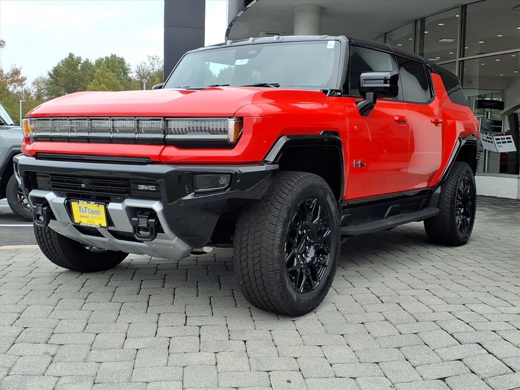 2026 GMC HUMMER EV 2X's photo