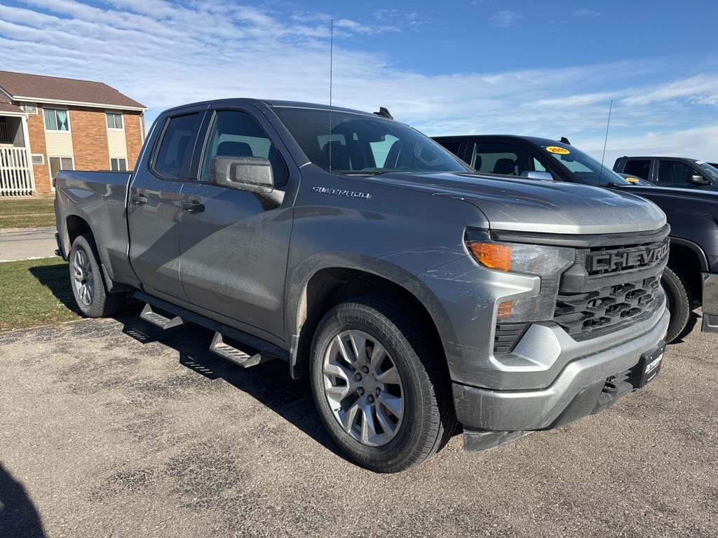 2023 Chevrolet Silverado 1500 Custom's photo
