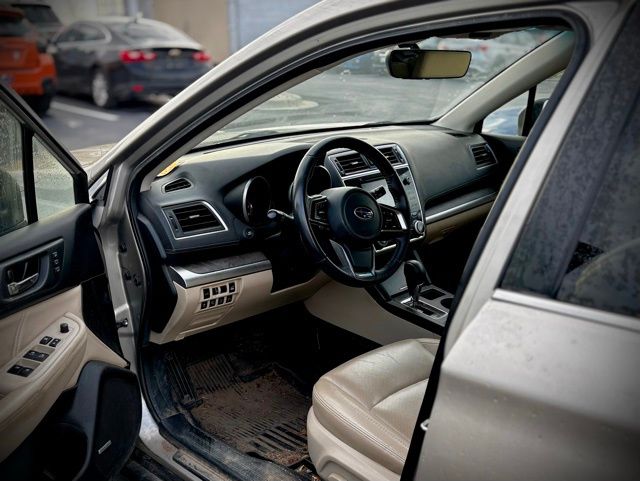 2019 Subaru Outback 2.5i Limited photo 4