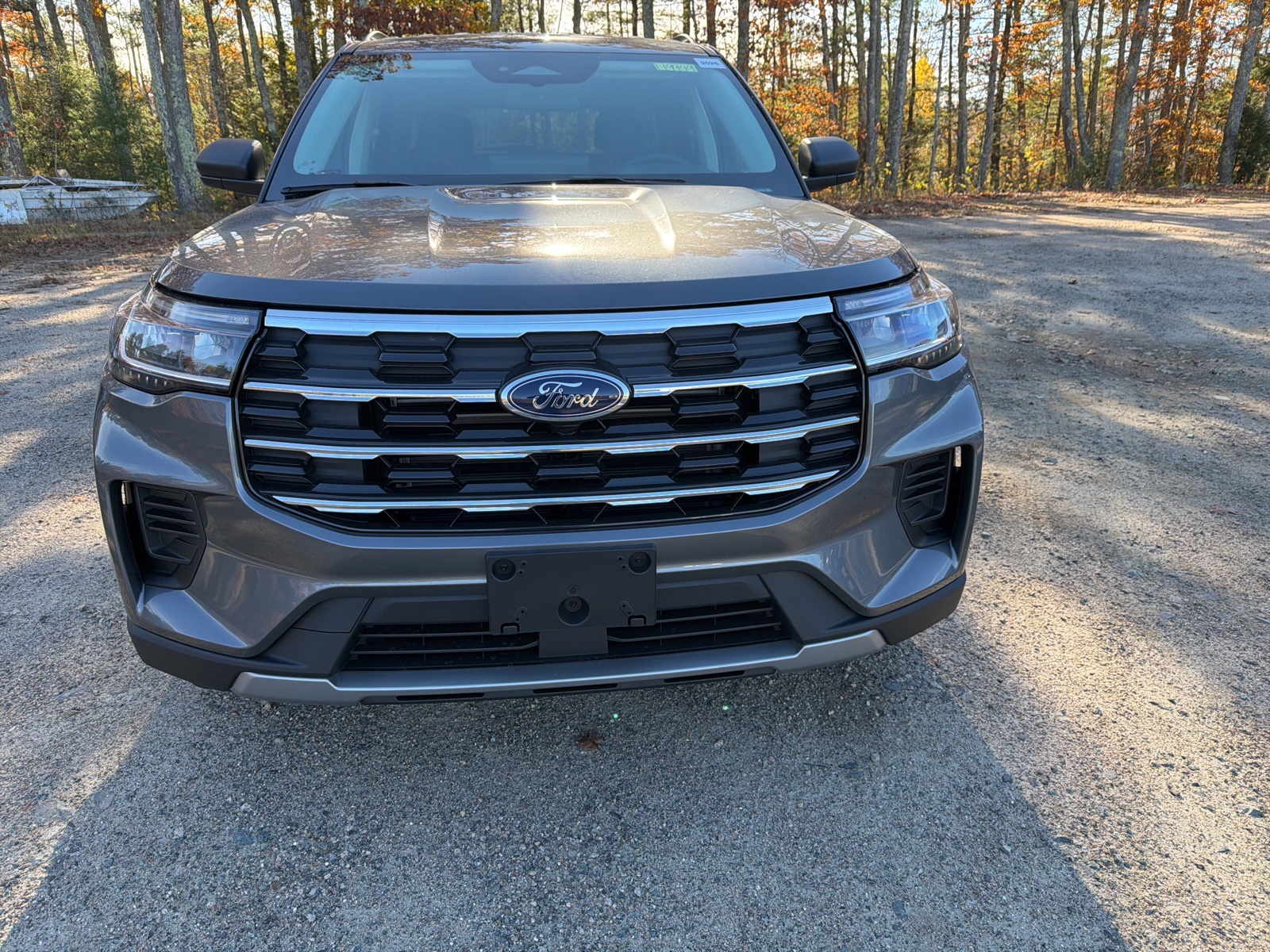 2026 Ford Explorer photo 2