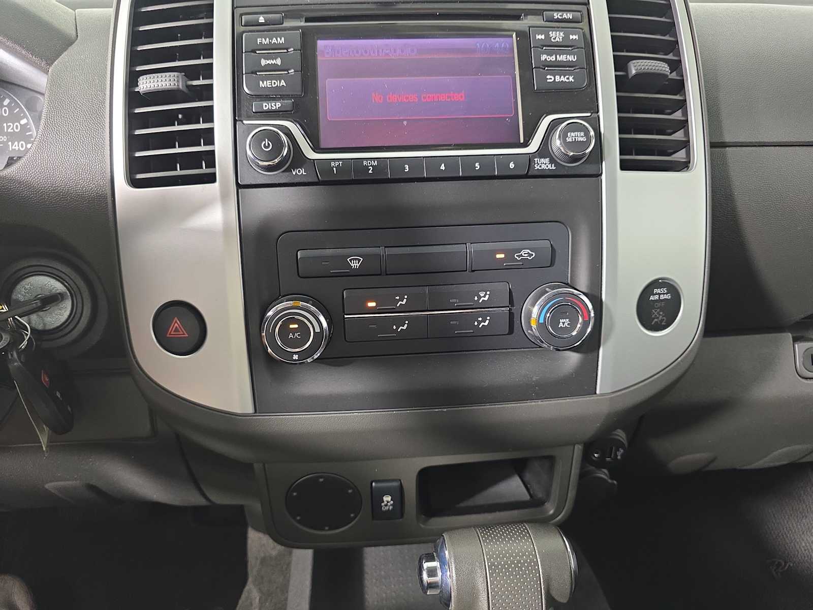 2018 Nissan Frontier SV photo 14
