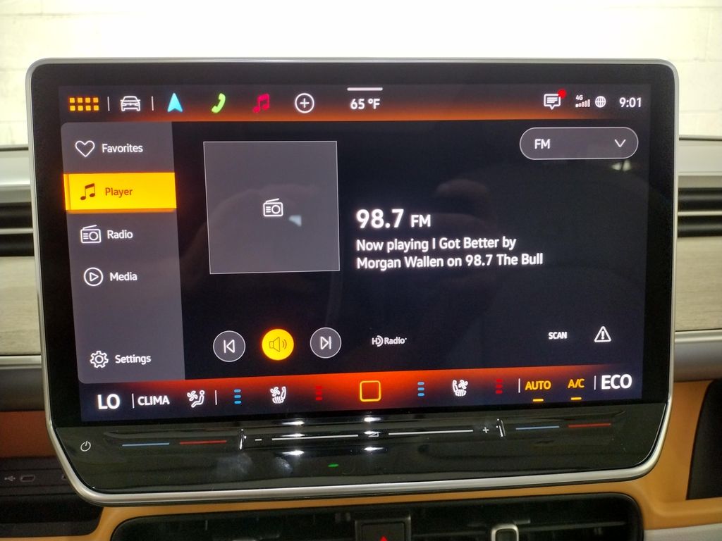 2025 Volkswagen ID. Buzz photo 23