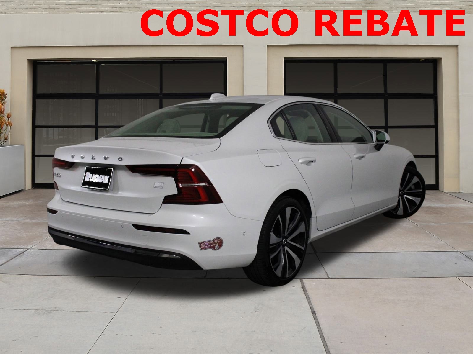 2023 Volvo S60 Recharge Ultimate photo 3