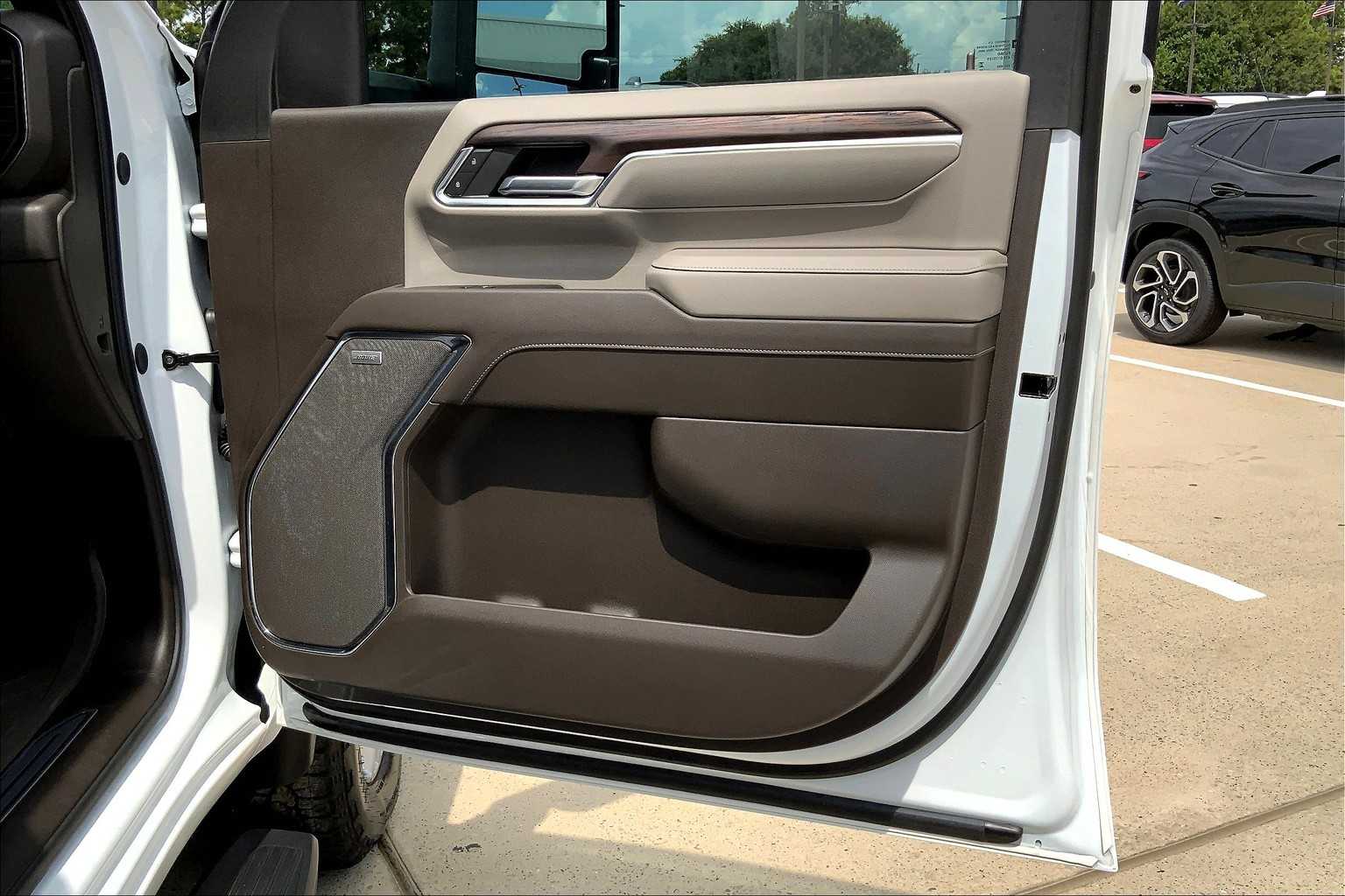 2024 Gmc Sierra HD SLT photo 21