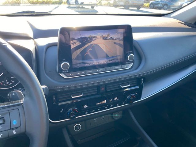 2023 Nissan Rogue SV photo 15