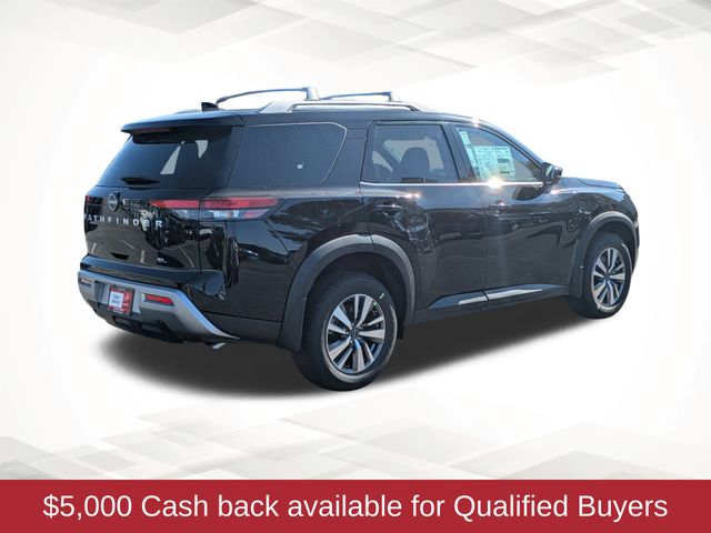 2025 Nissan Pathfinder SL photo 2