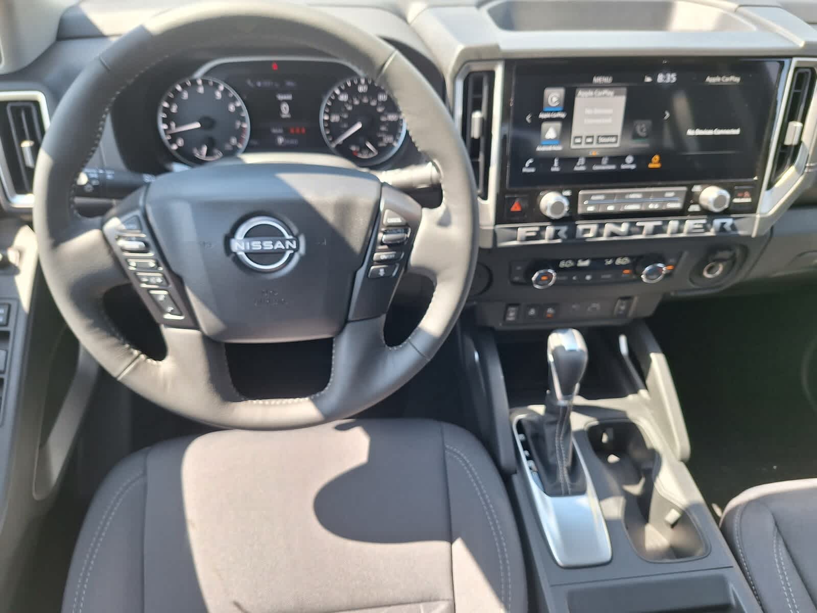 2025 Nissan Frontier Crew Cab SV photo 19