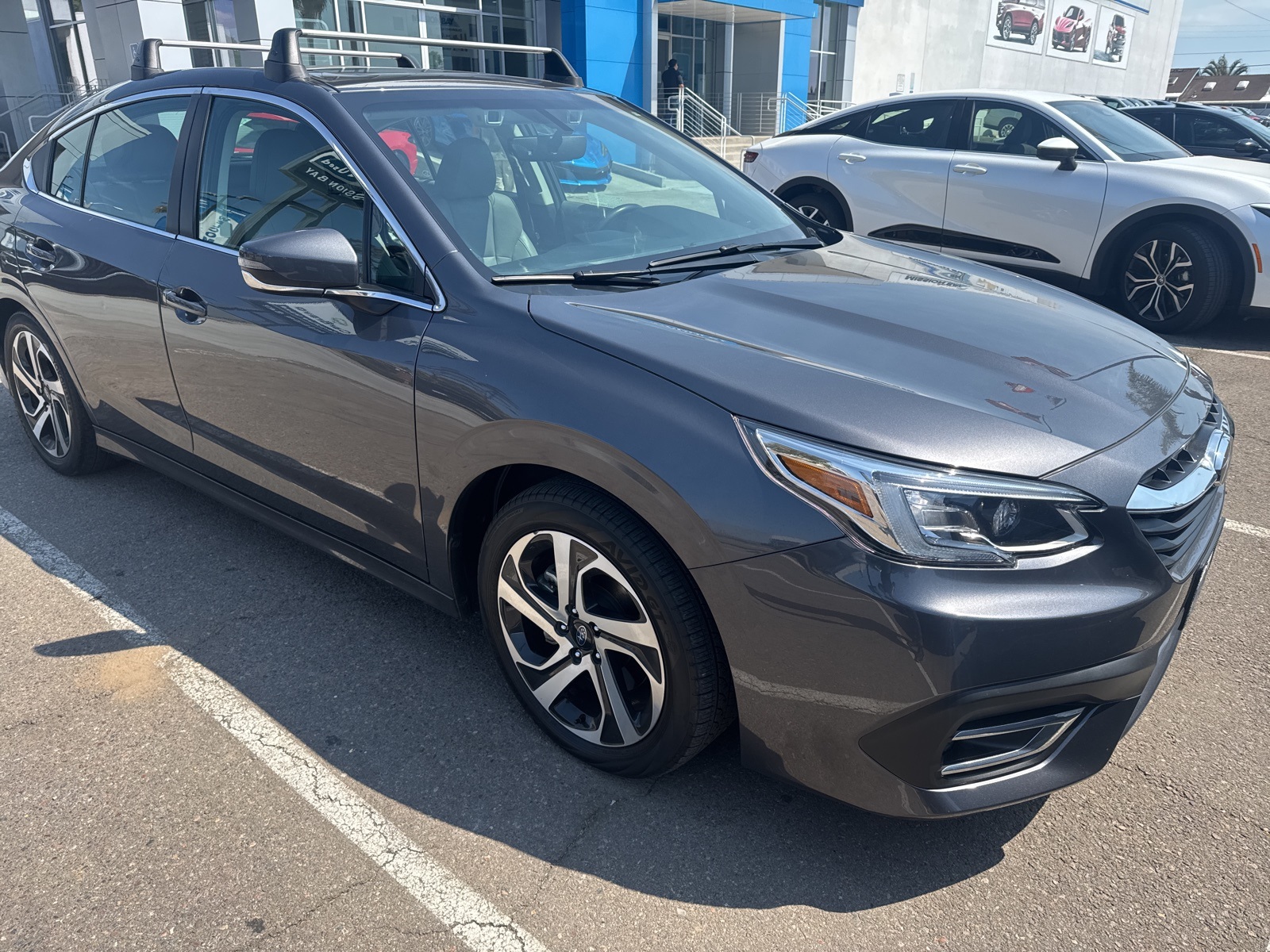 2022 Subaru Legacy Limited photo 2