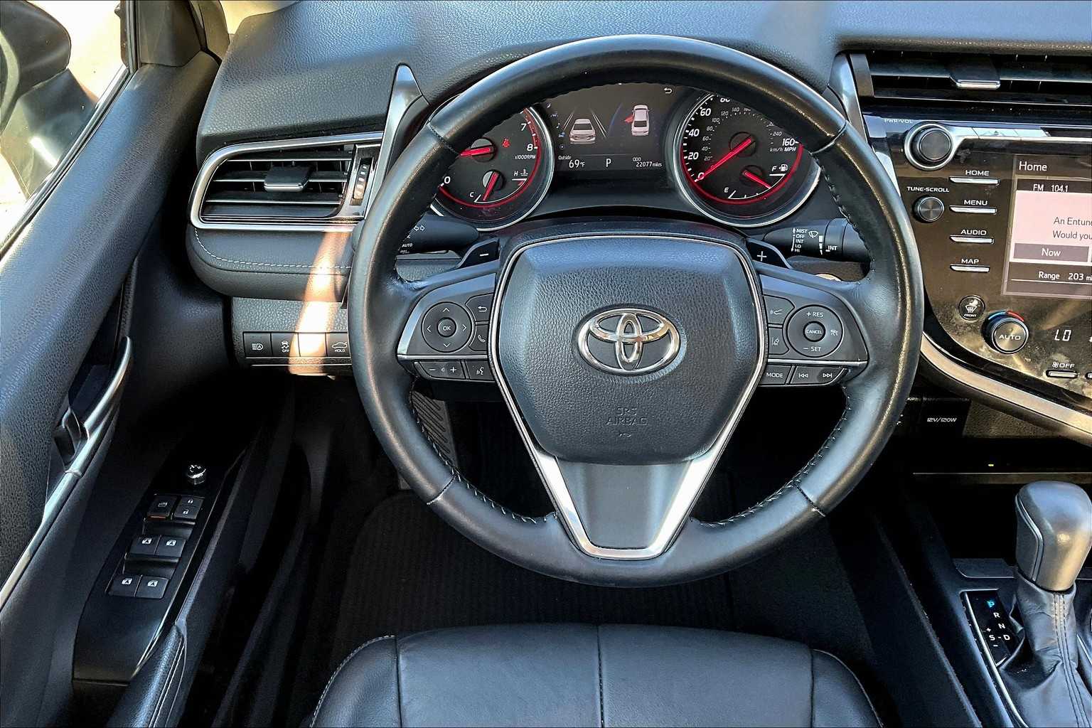 2019 Toyota Camry XLE V6 photo 5