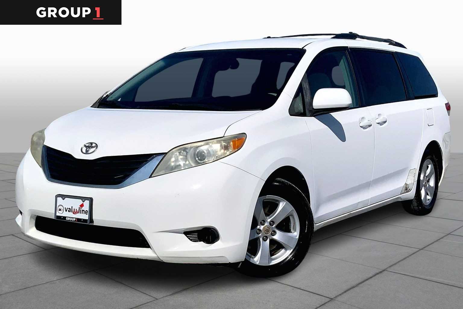 2011 Toyota Sienna LE
