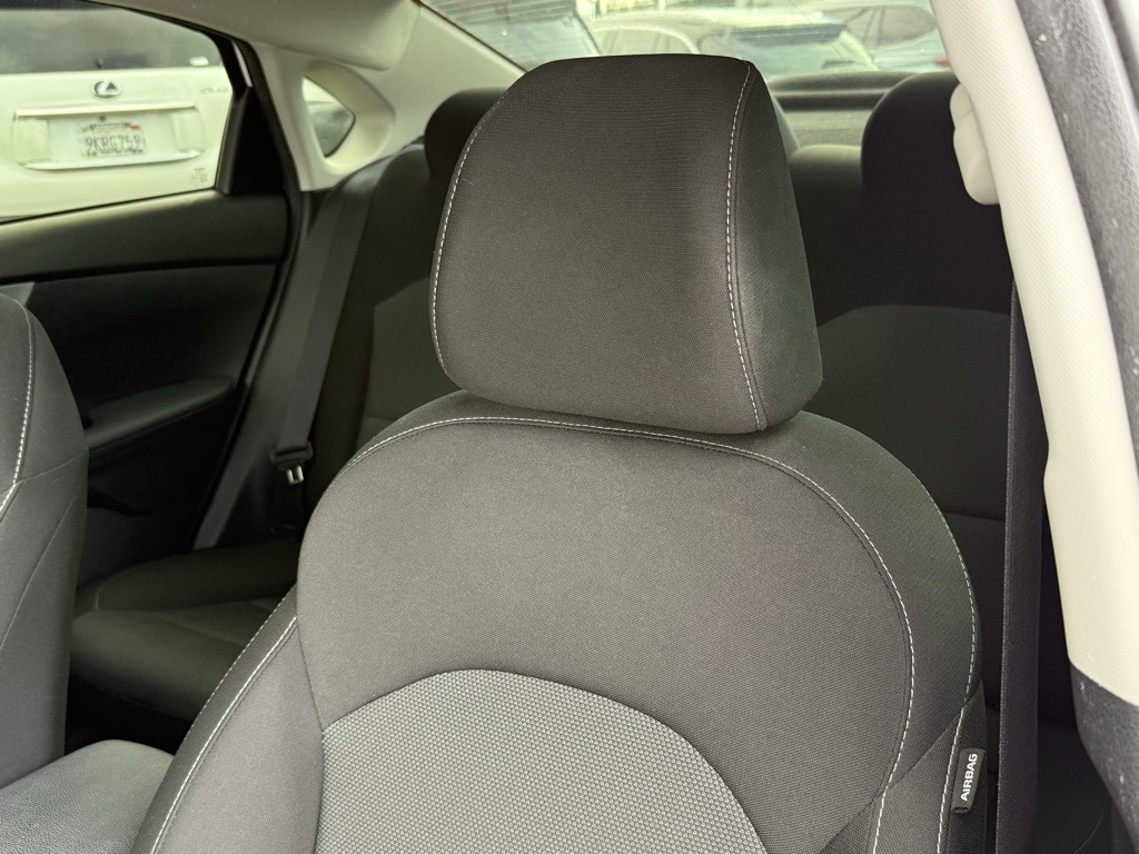 2022 Kia Forte FE LXS photo 3