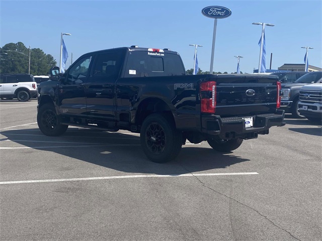 2025 Ford F-350 XLT photo 3