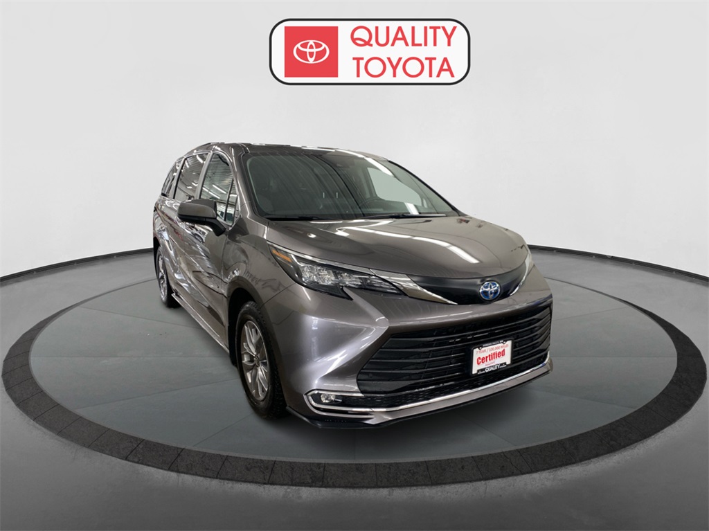 Used 2024 Toyota Sienna XLE with VIN 5TDJSKFC0RS108981 for sale in Fergus Falls, Minnesota