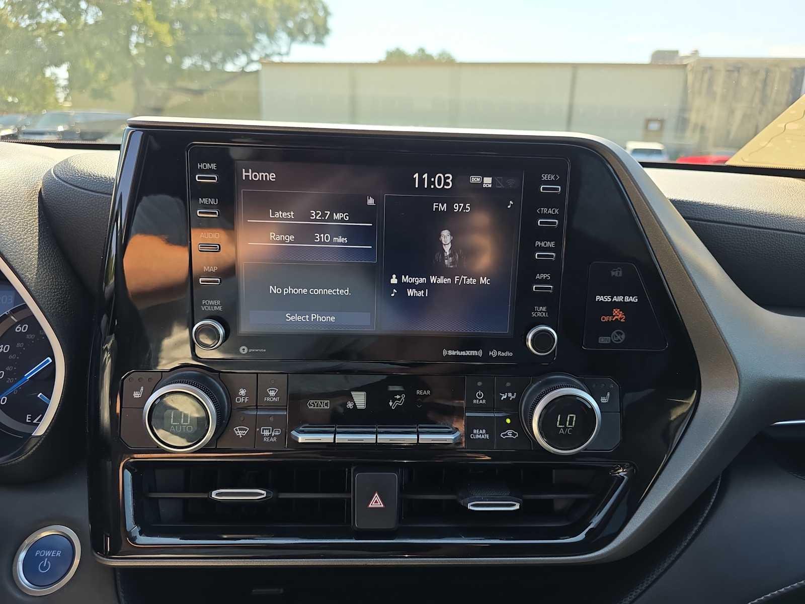 2021 Toyota Highlander Hybrid XLE photo 13